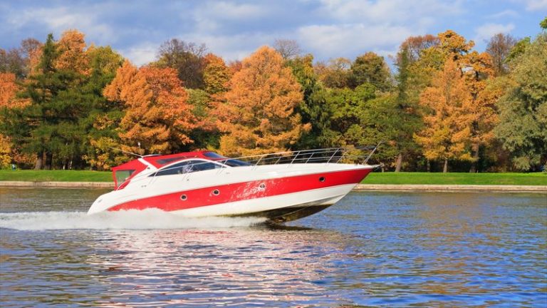 Finding the Best Boat Dealership in Chippewa Falls, WI